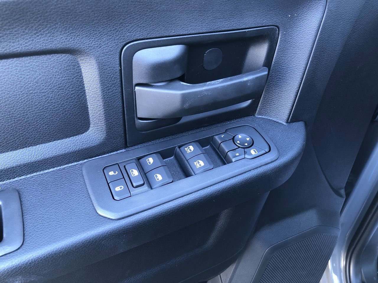 New 2026 Ram 2500 Tradesman - photo - 19