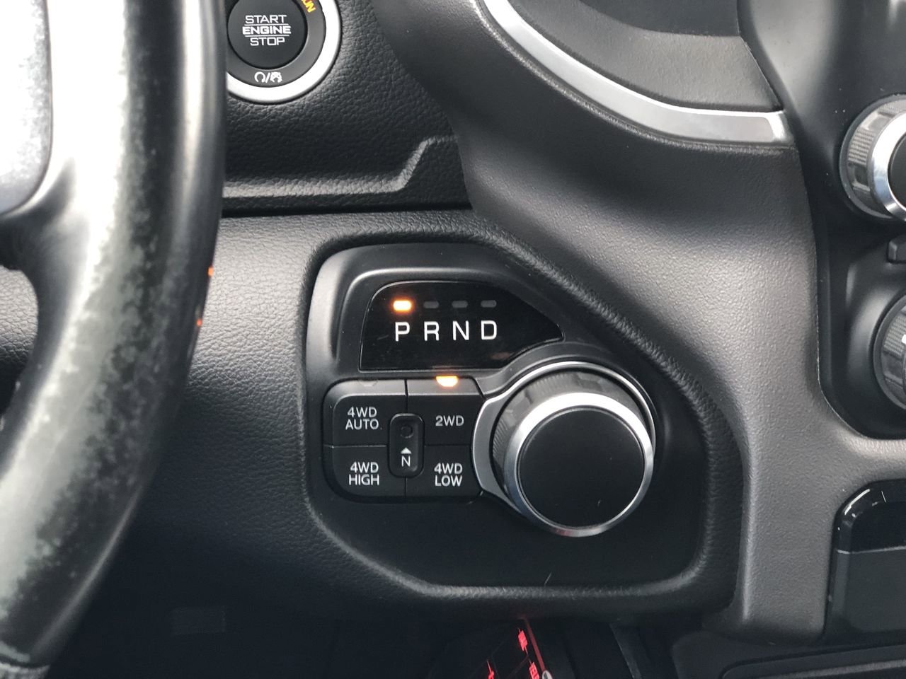 Pre-Owned 2019 Ram 1500  - photo - 17