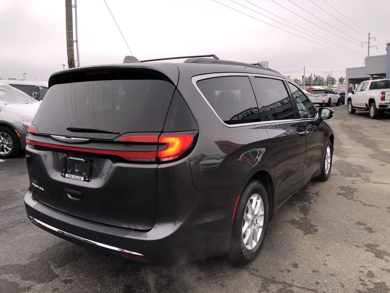 Pre-Owned 2022 Chrysler Pacifica TOURL - photo - 4