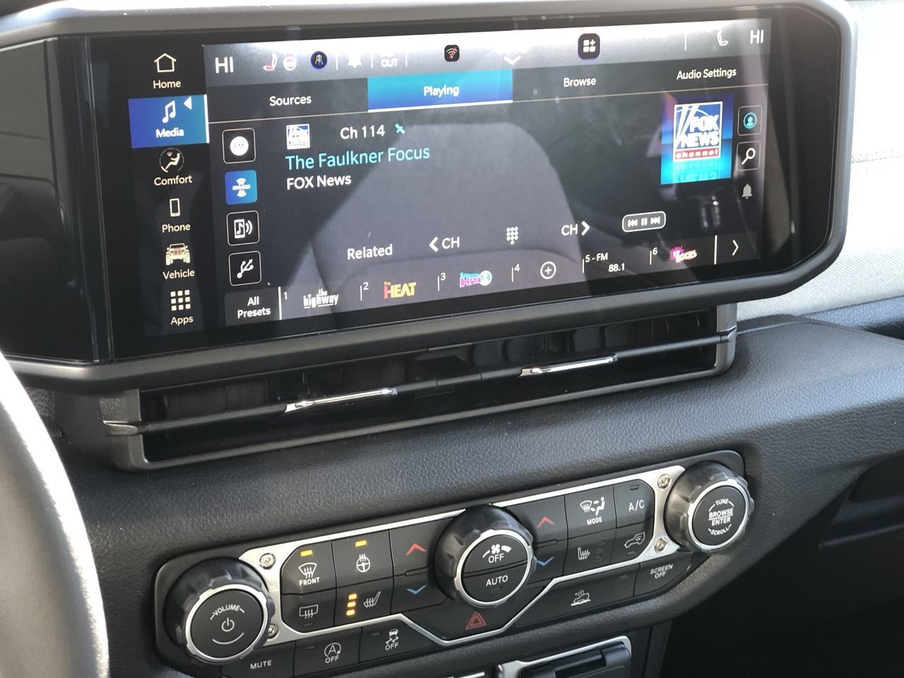 New 2026 Jeep Wrangler Willys - photo - 18