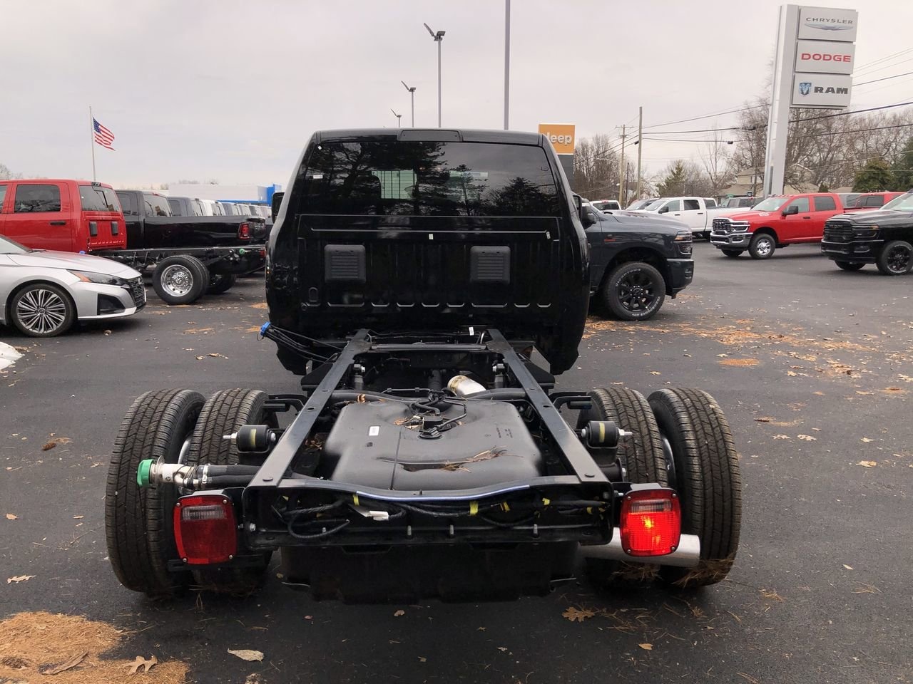 New 2026 Ram 3500 Chassis Cab Tradesman - photo - 16