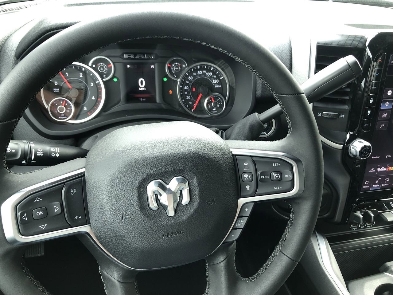 New 2026 Ram 2500 Big Horn - photo - 14