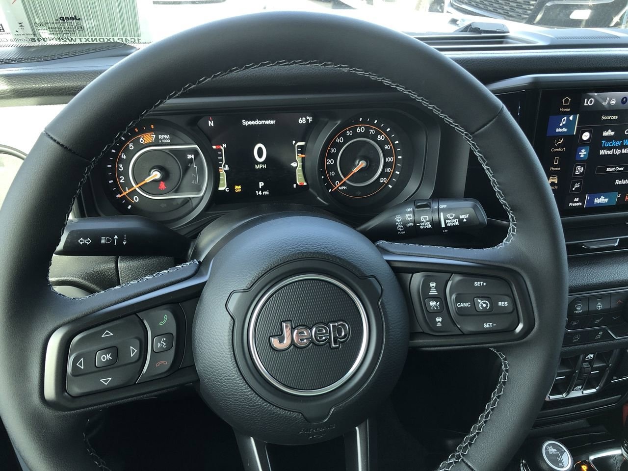 New 2026 Jeep Wrangler Sport S - photo - 22