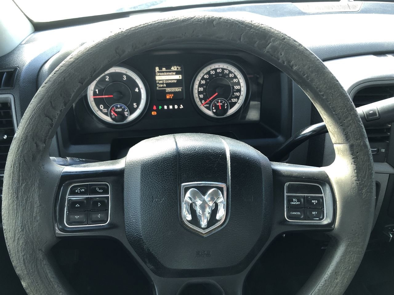 Pre-Owned 2014 Ram 3500  - photo - 14