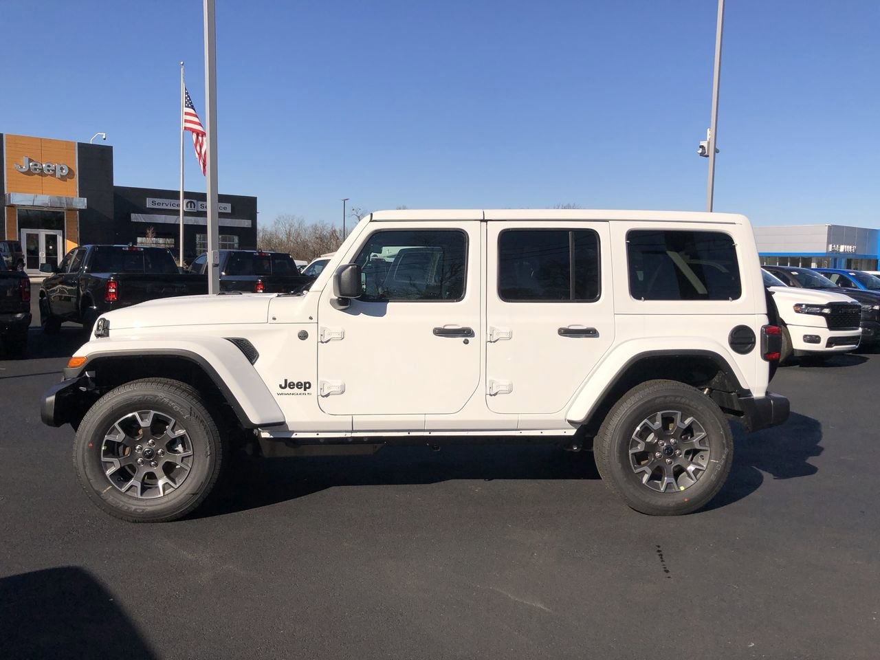 New 2026 Jeep Wrangler Sahara - photo - 10