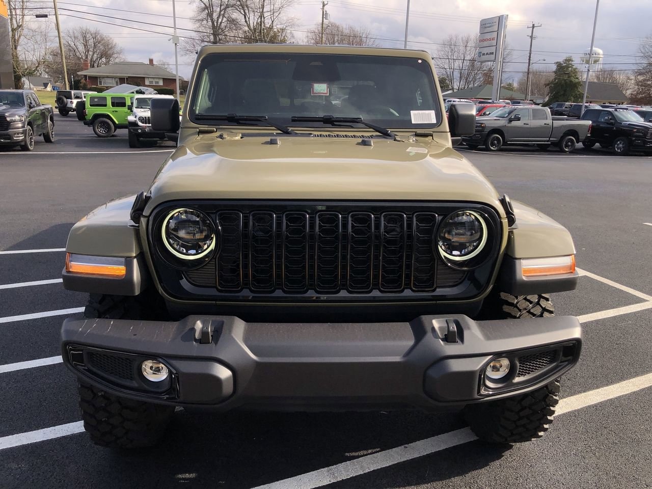 New 2026 Jeep Gladiator Willys - photo - 15