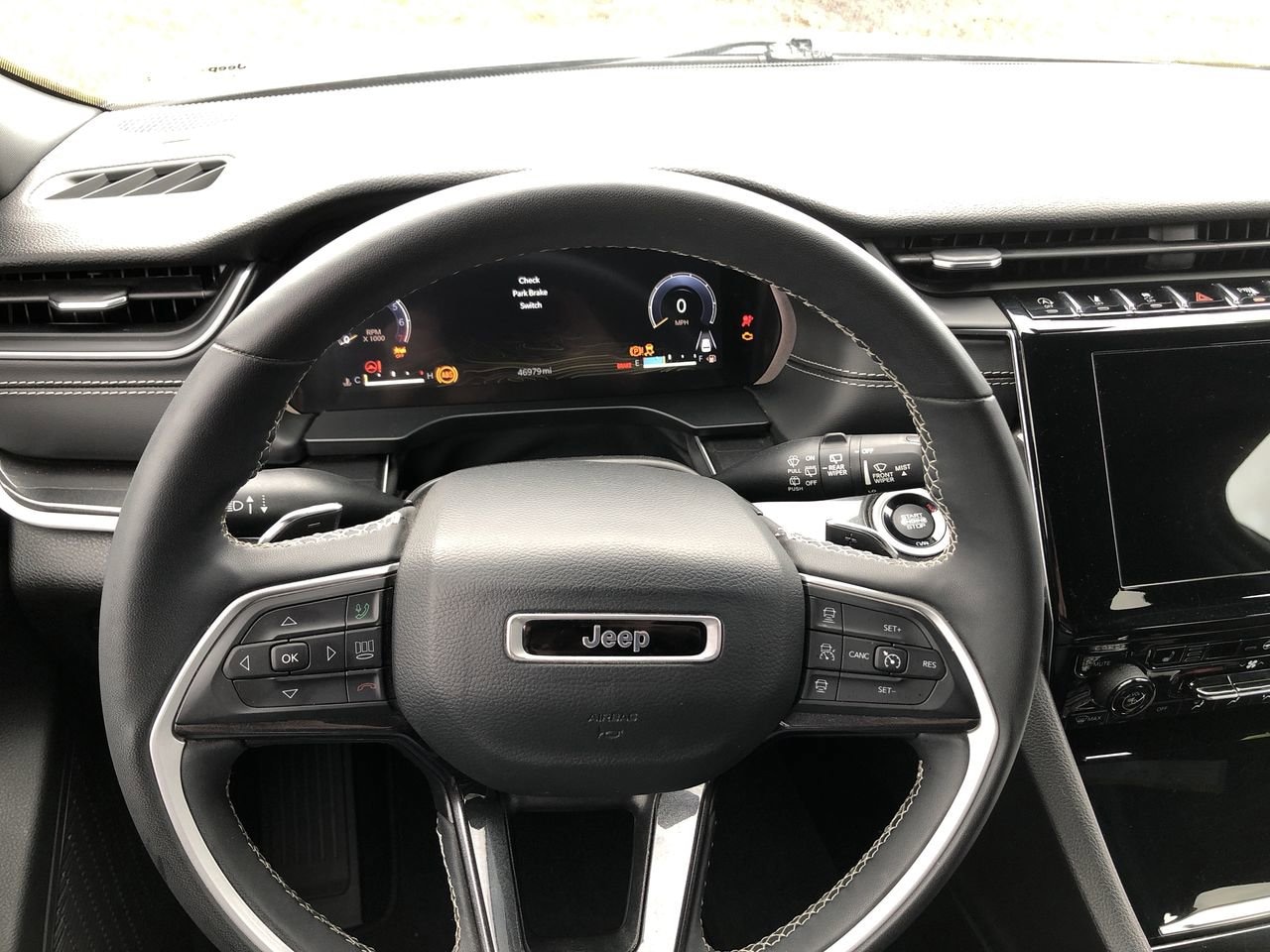 Pre-Owned 2023 Jeep Grand Cherokee L  - photo - 14