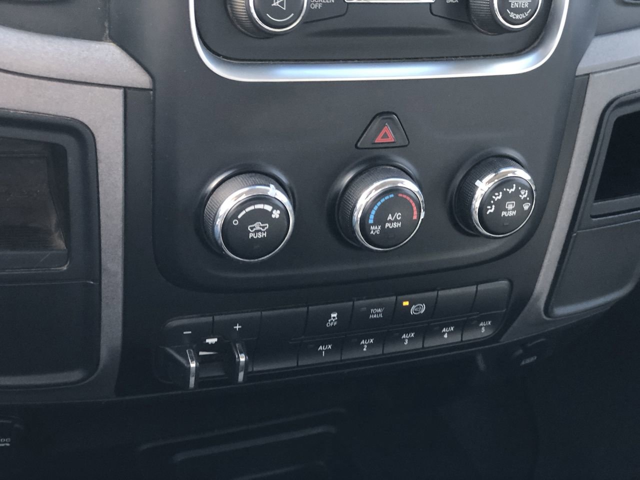 Pre-Owned 2014 Ram 3500  - photo - 19