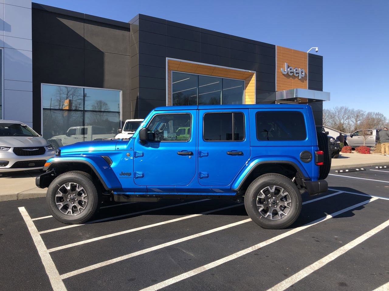 New 2026 Jeep Wrangler Sahara - photo - 10