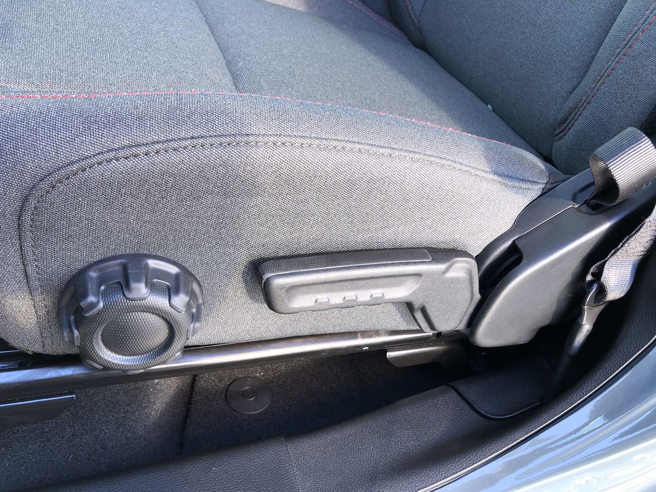 New 2026 Jeep Wrangler Rubicon - photo - 12