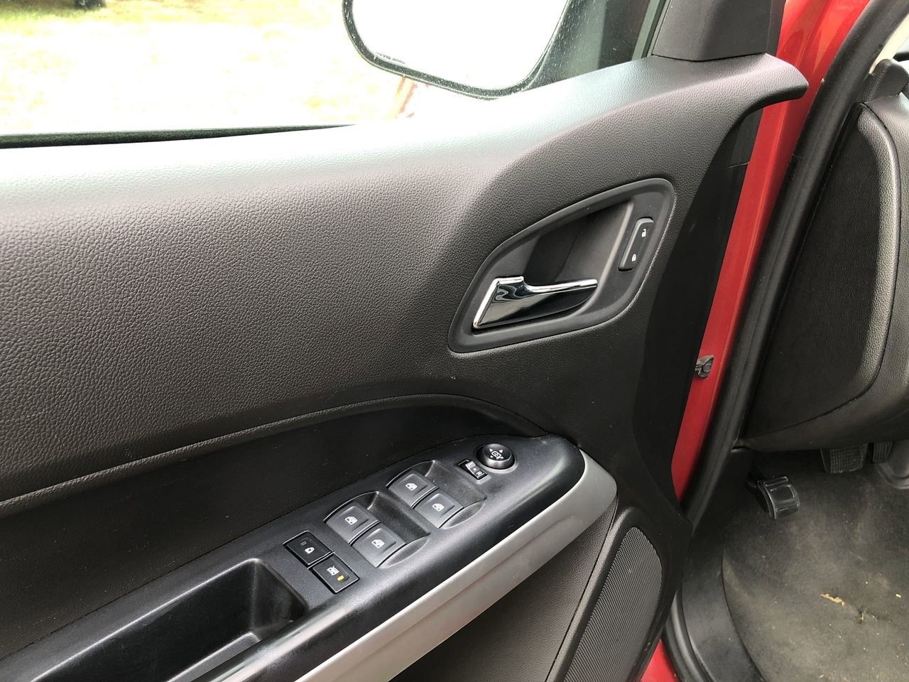 Pre-Owned 2021 Chevrolet Colorado LT - photo - 11