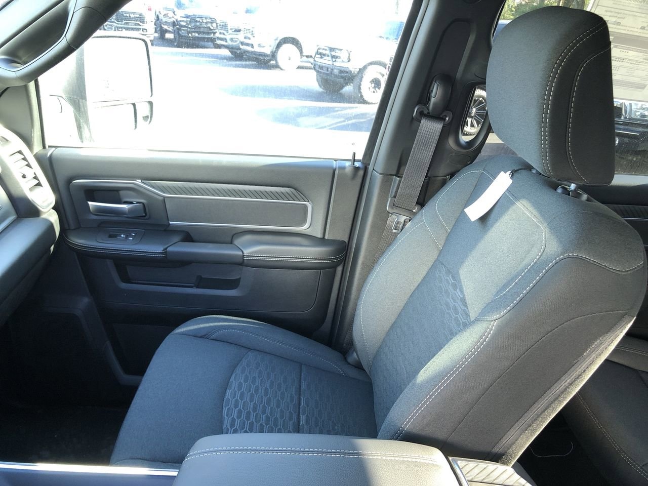 New 2026 Ram 2500 Big Horn - photo - 30