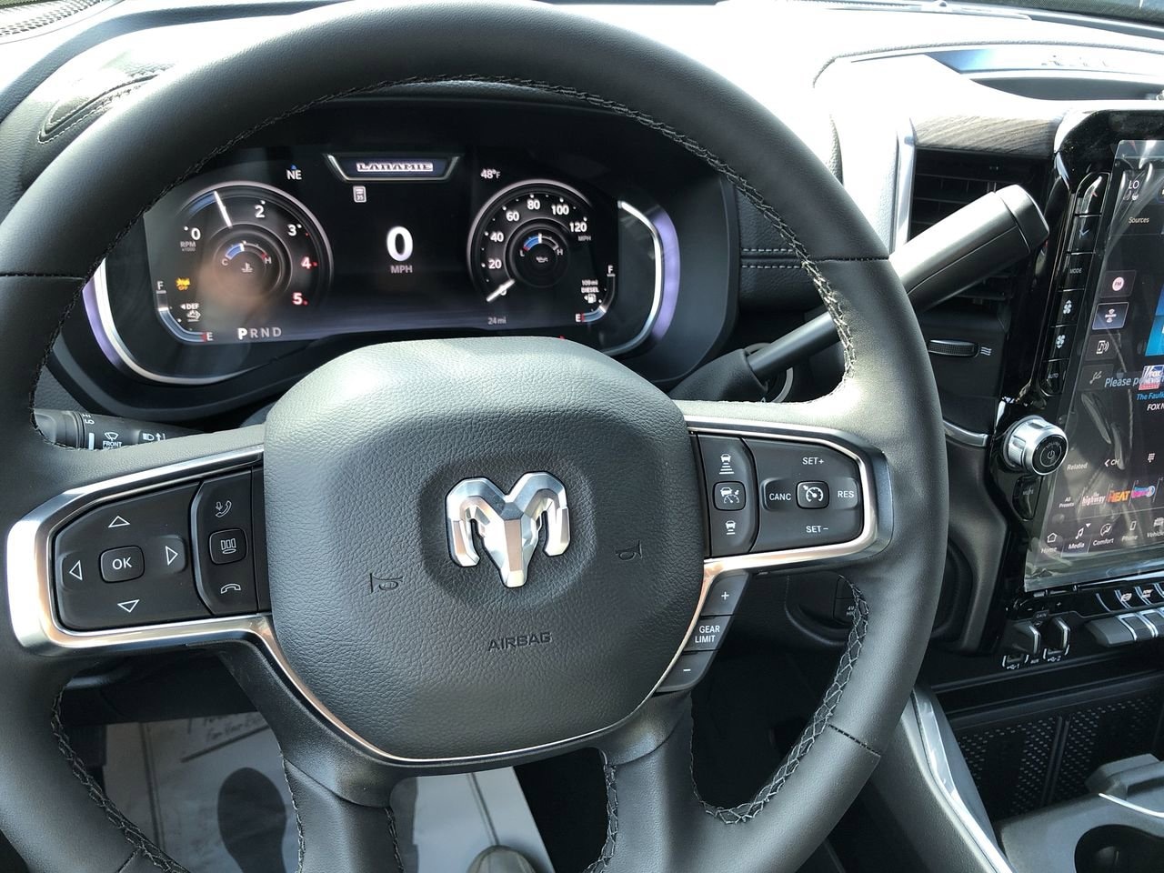 New 2026 Ram 2500 Laramie - photo - 22