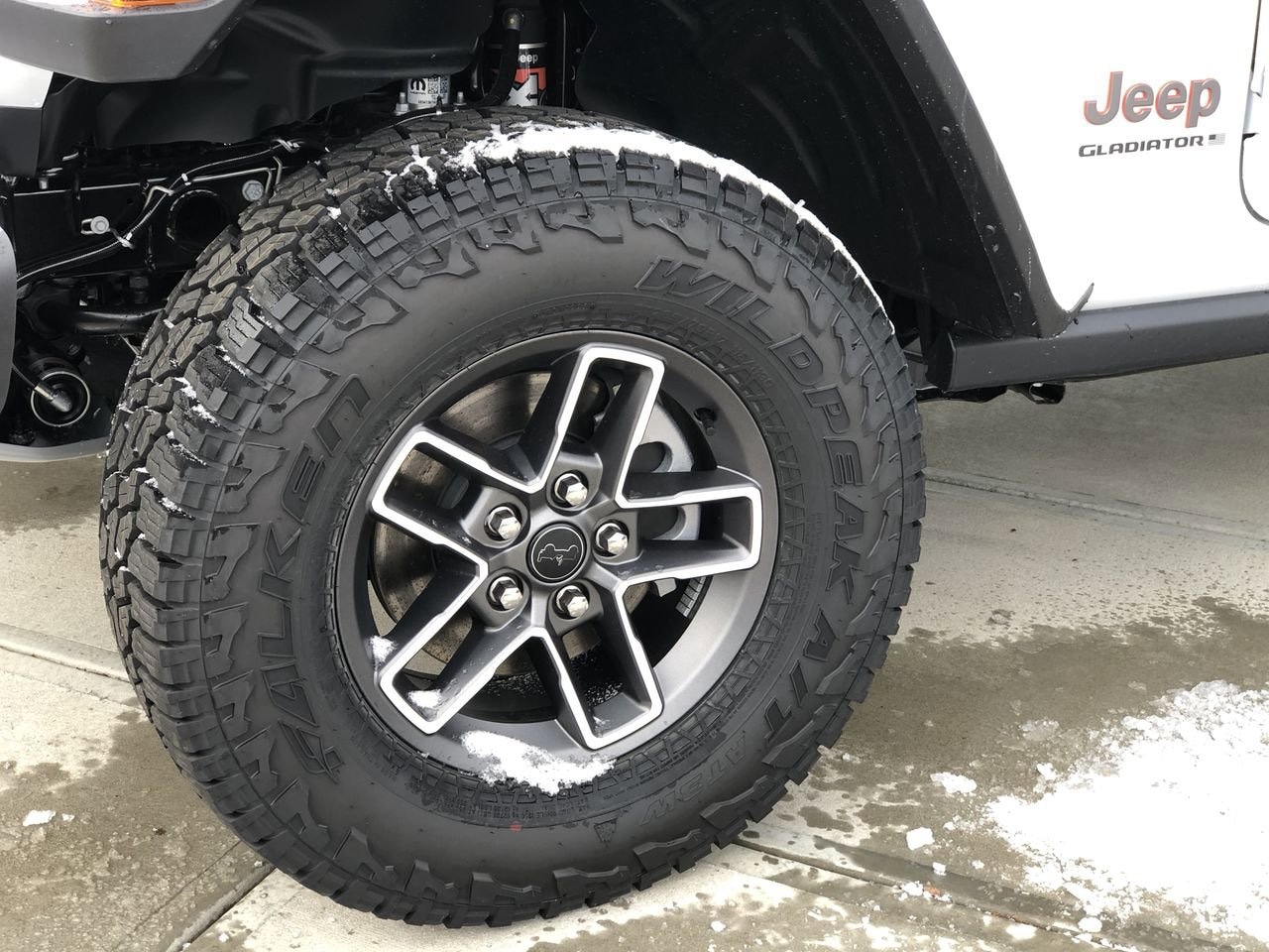 New 2026 Jeep Gladiator Mojave - photo - 1