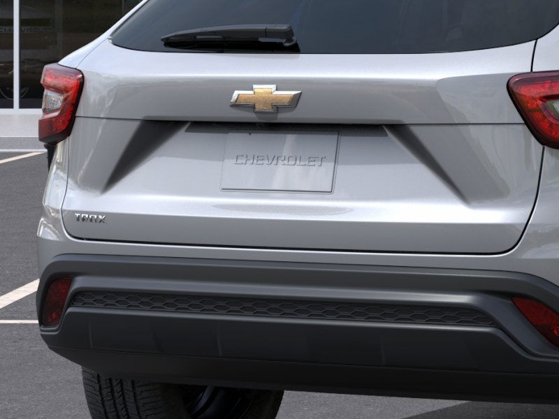 New 2026 Chevrolet Trax LS - photo - 13