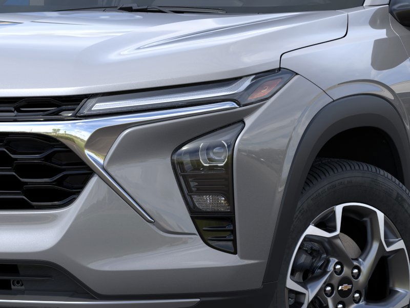 New 2026 Chevrolet Trax LT - photo - 9