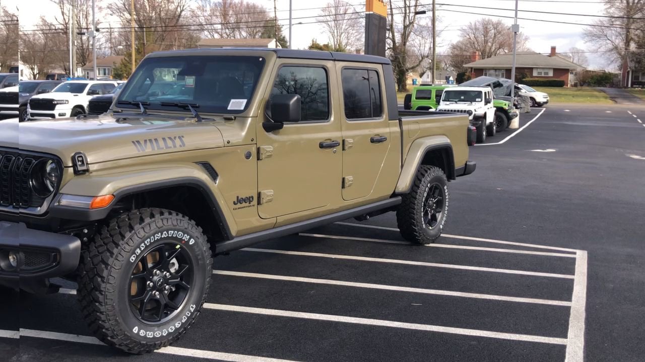 2026 Jeep Gladiator Willys Photo in Danville, KY 40422