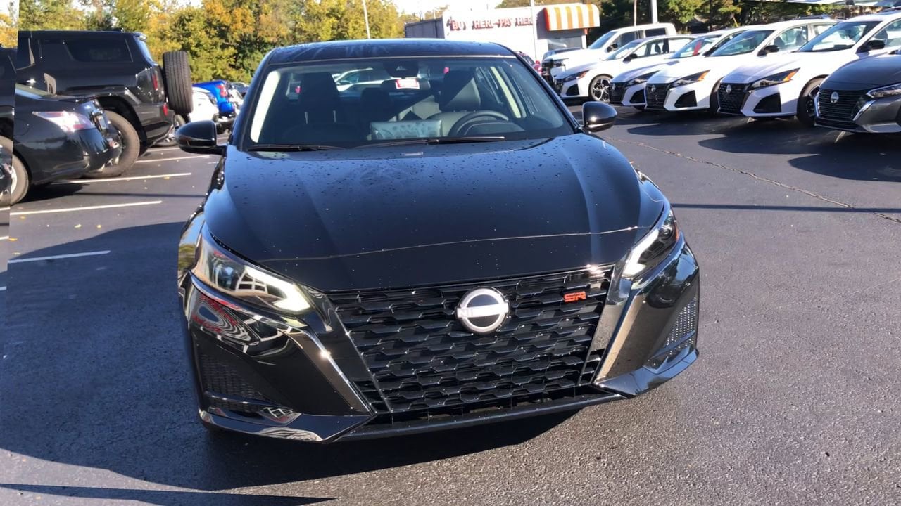 2025 Nissan Altima SR Photo in Danville, KY 40422