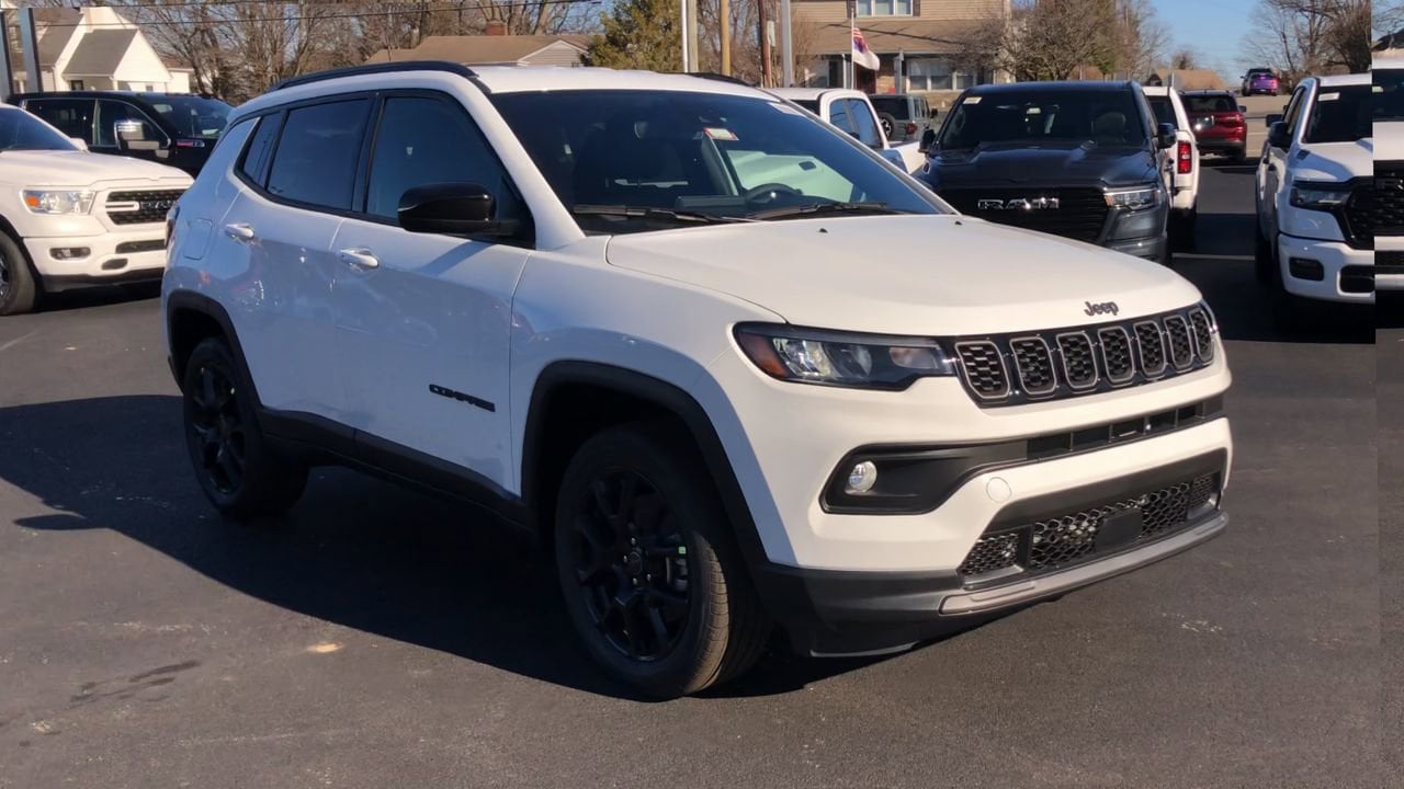 2026 Jeep Compass Latitude Photo in Danville, KY 40422