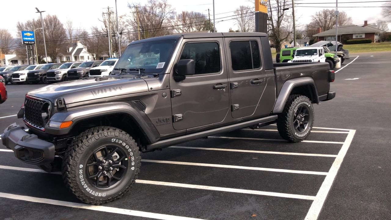 2026 Jeep Gladiator Willys Photo in Danville, KY 40422