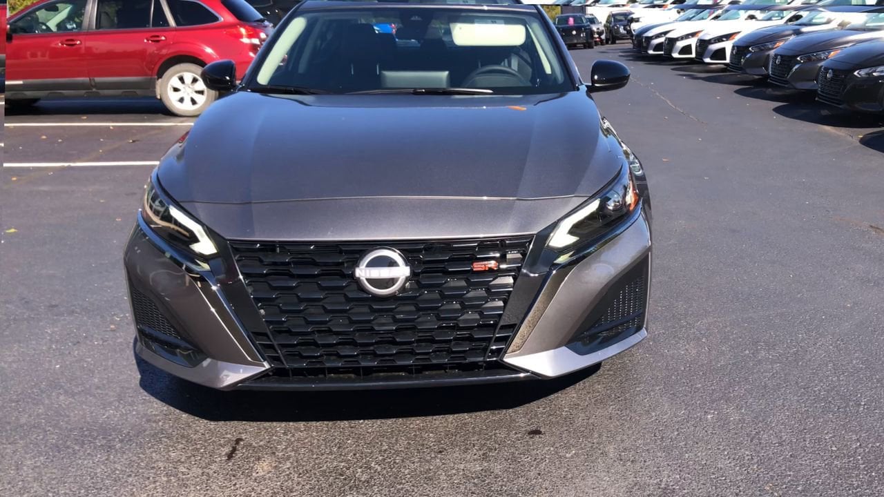 2025 Nissan Altima SR Photo in Danville, KY 40422