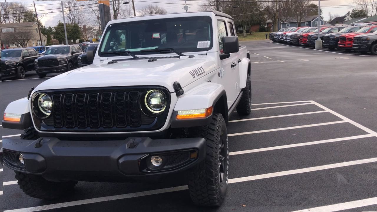 2026 Jeep Gladiator Willys Photo in Danville, KY 40422