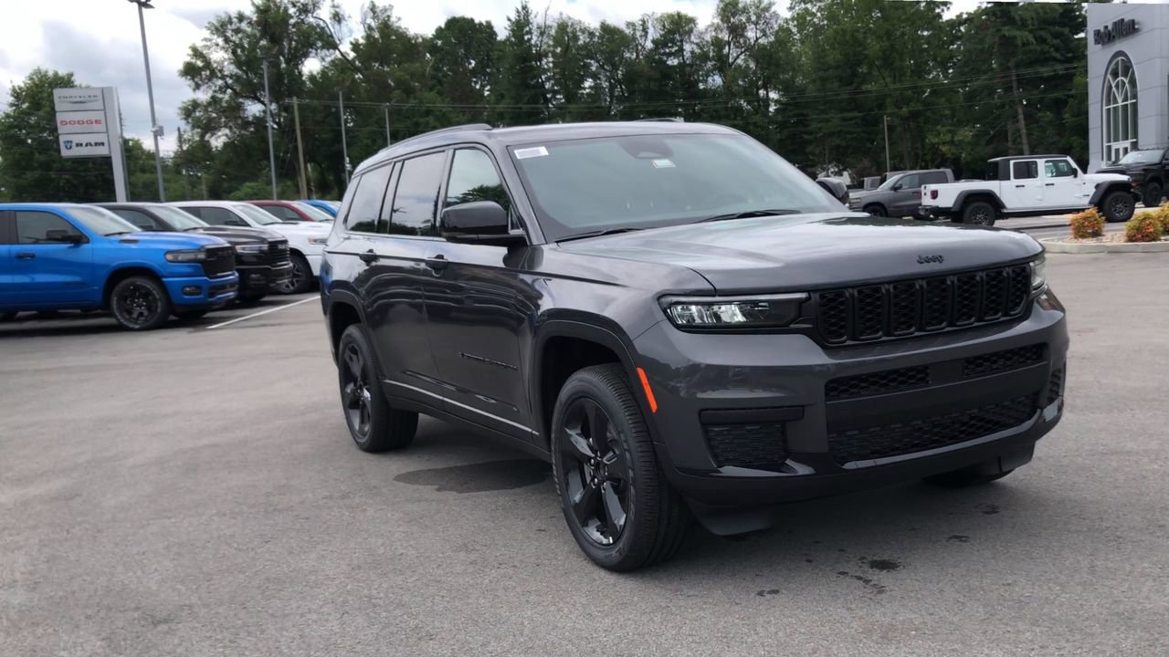 2025 Jeep Grand Cherokee L Photo in Danville, KY 40422-1146