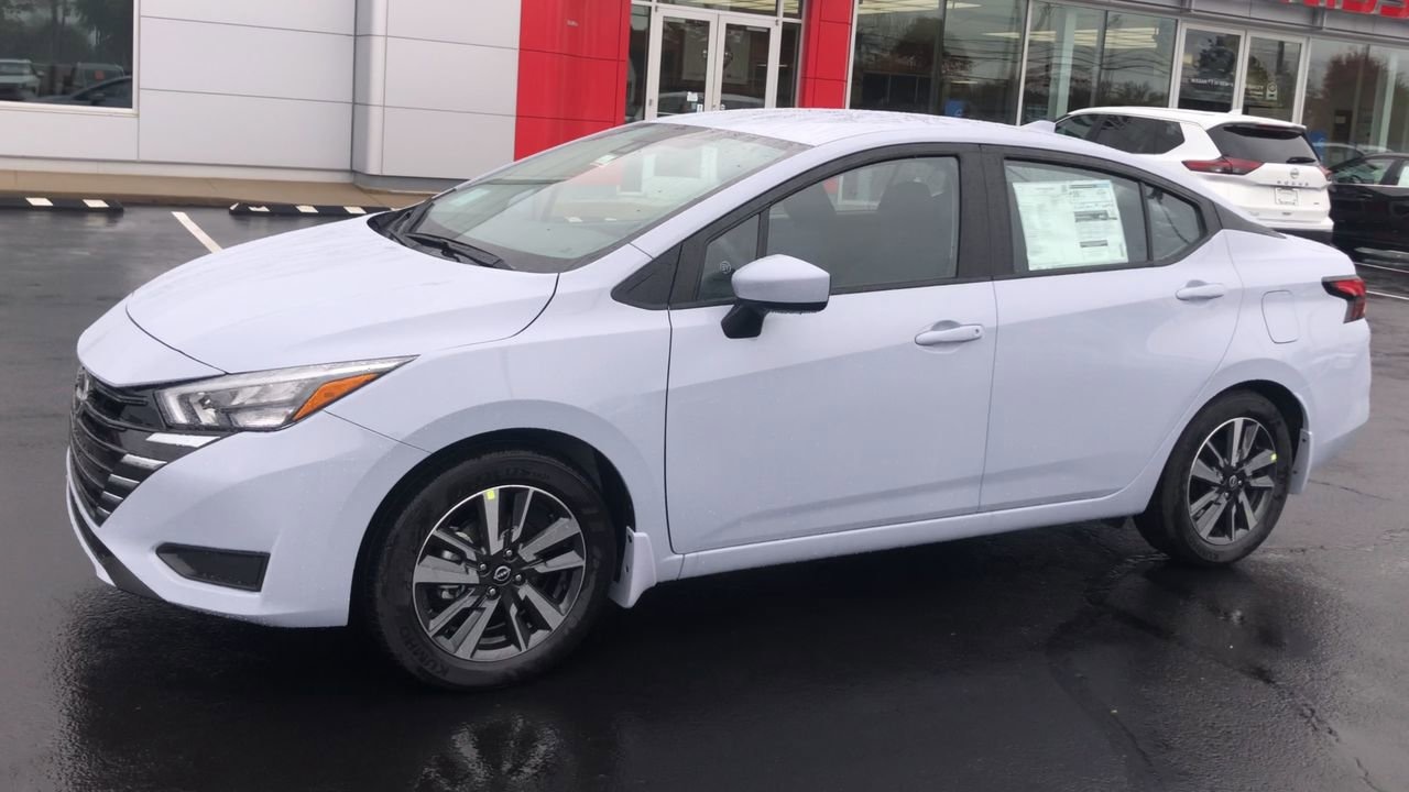 2025 Nissan Versa Photo in Danville, KY 40422