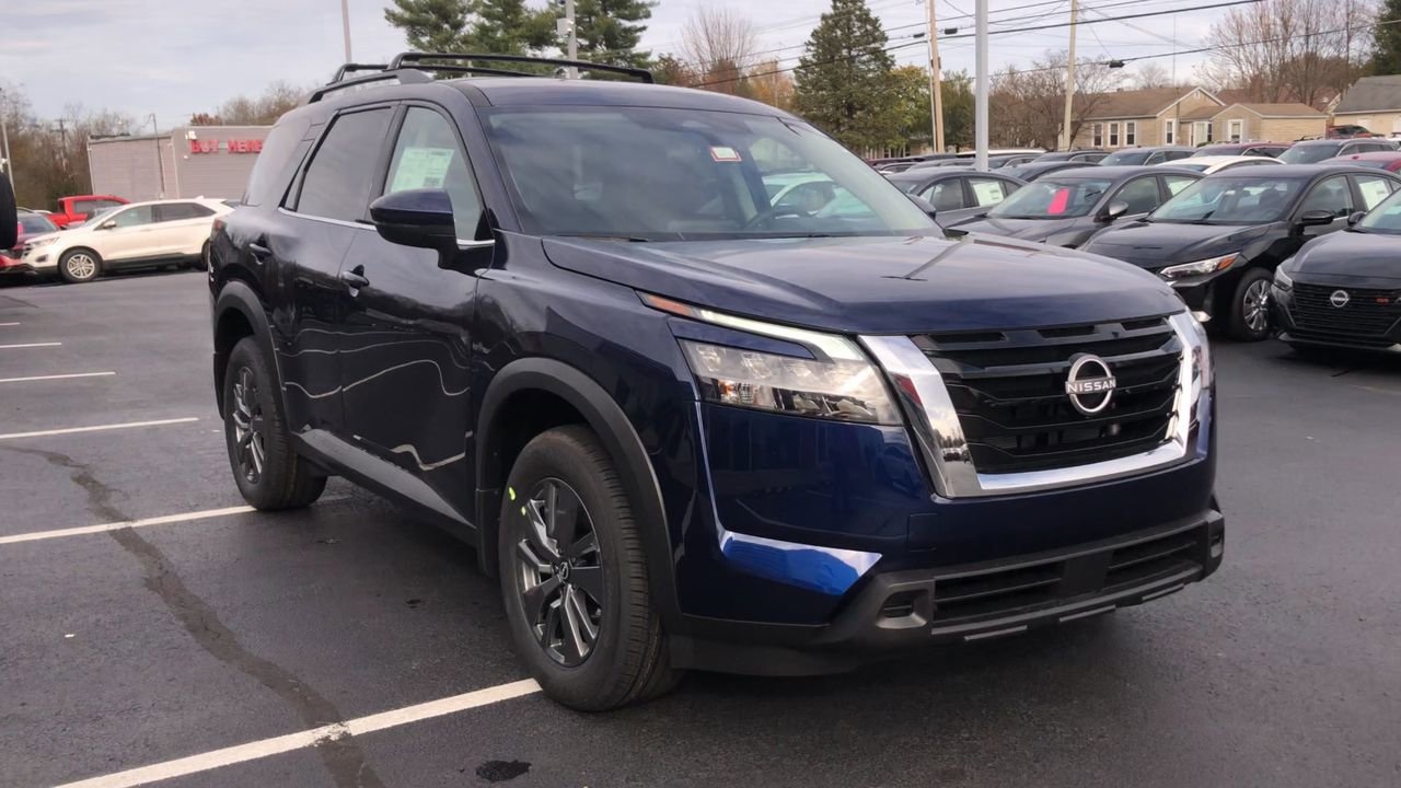 2025 Nissan Pathfinder Photo in Danville, KY 40422
