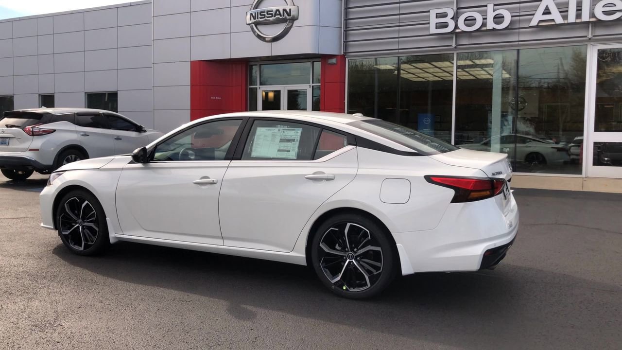 2025 Nissan Altima Photo in Danville, KY 40422