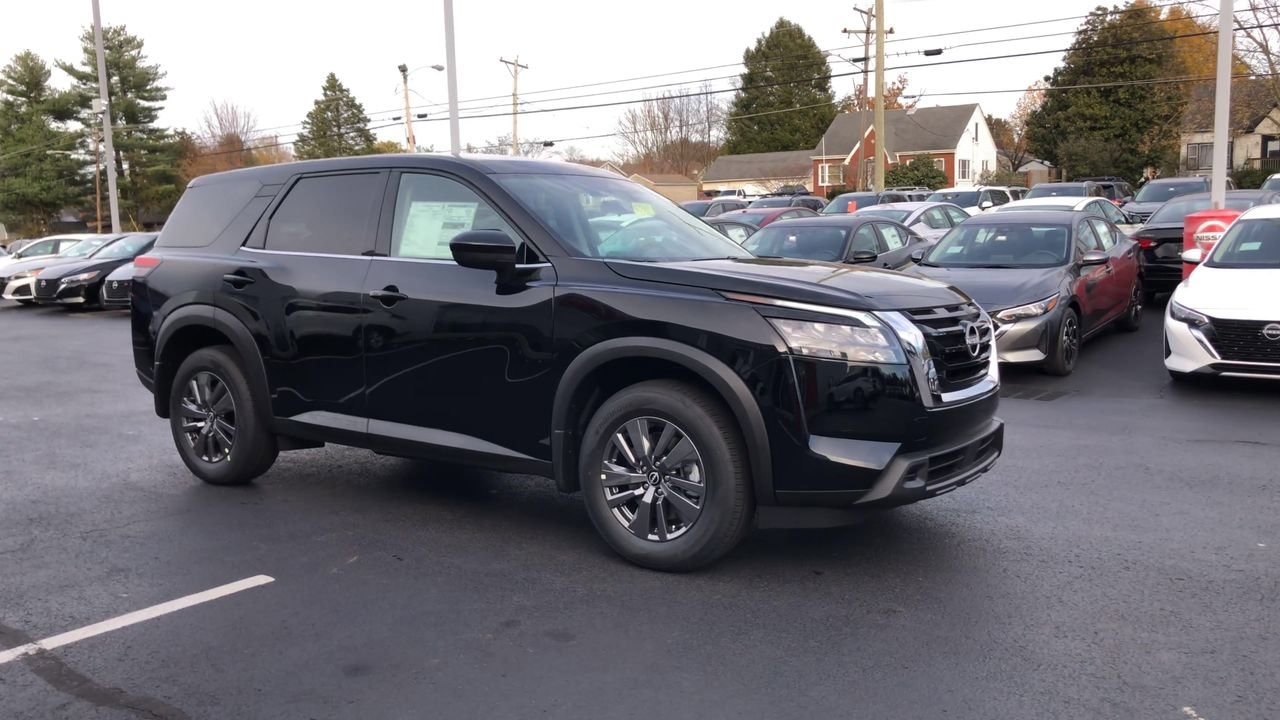 2025 Nissan Pathfinder Photo in Danville, KY 40422