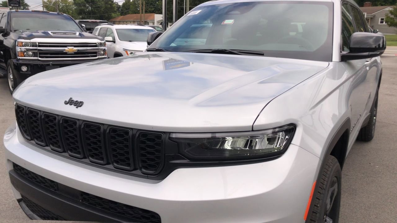 2025 Jeep Grand Cherokee L Photo in Danville, KY 40422-1146