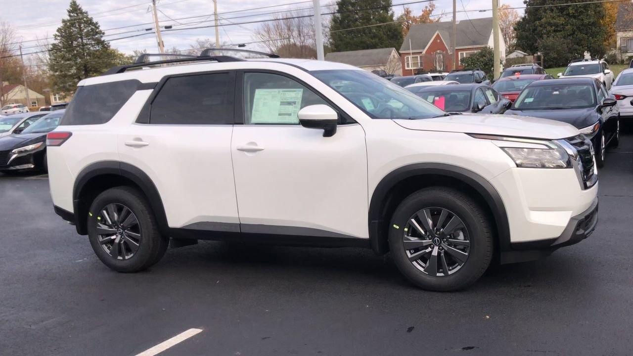 2025 Nissan Pathfinder Photo in Danville, KY 40422