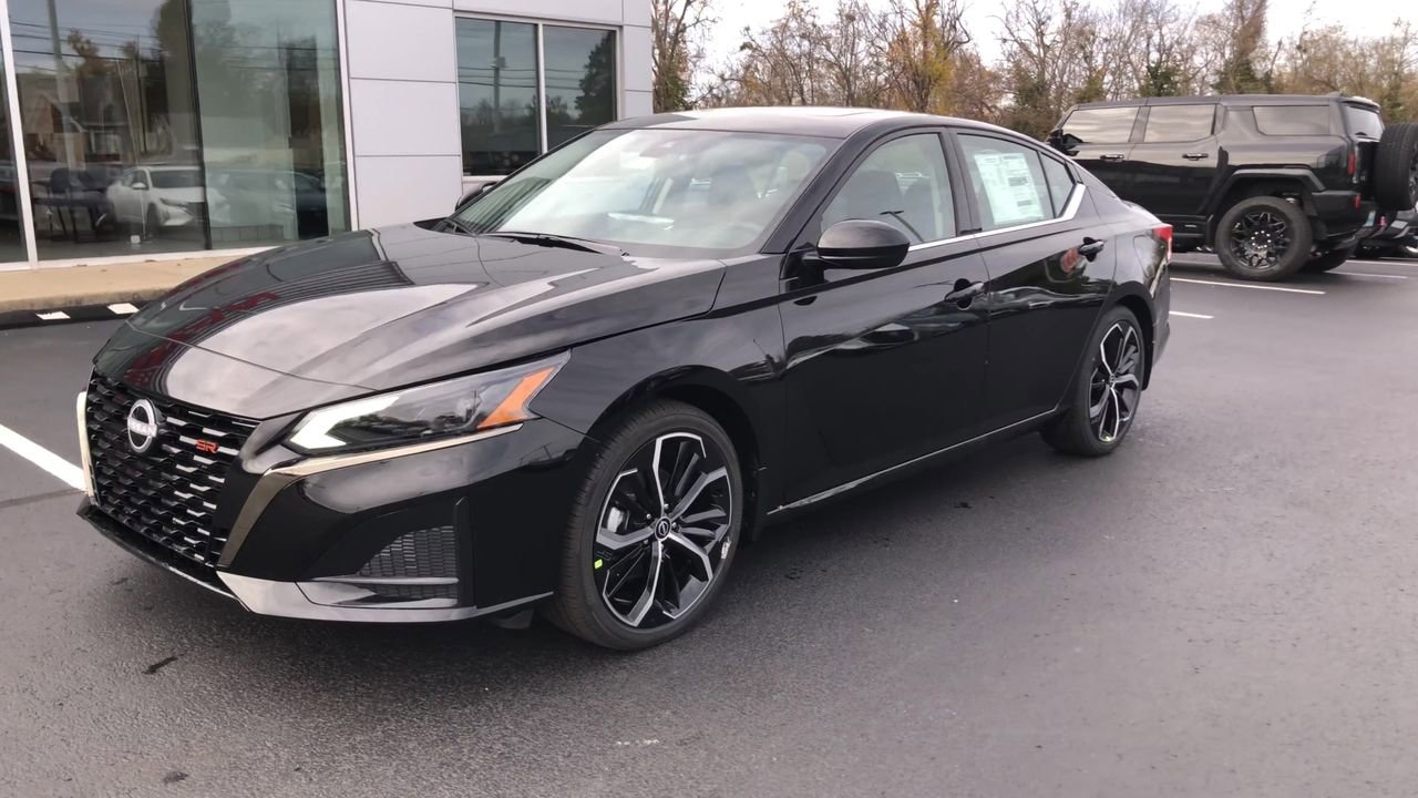 2025 Nissan Altima Photo in Danville, KY 40422