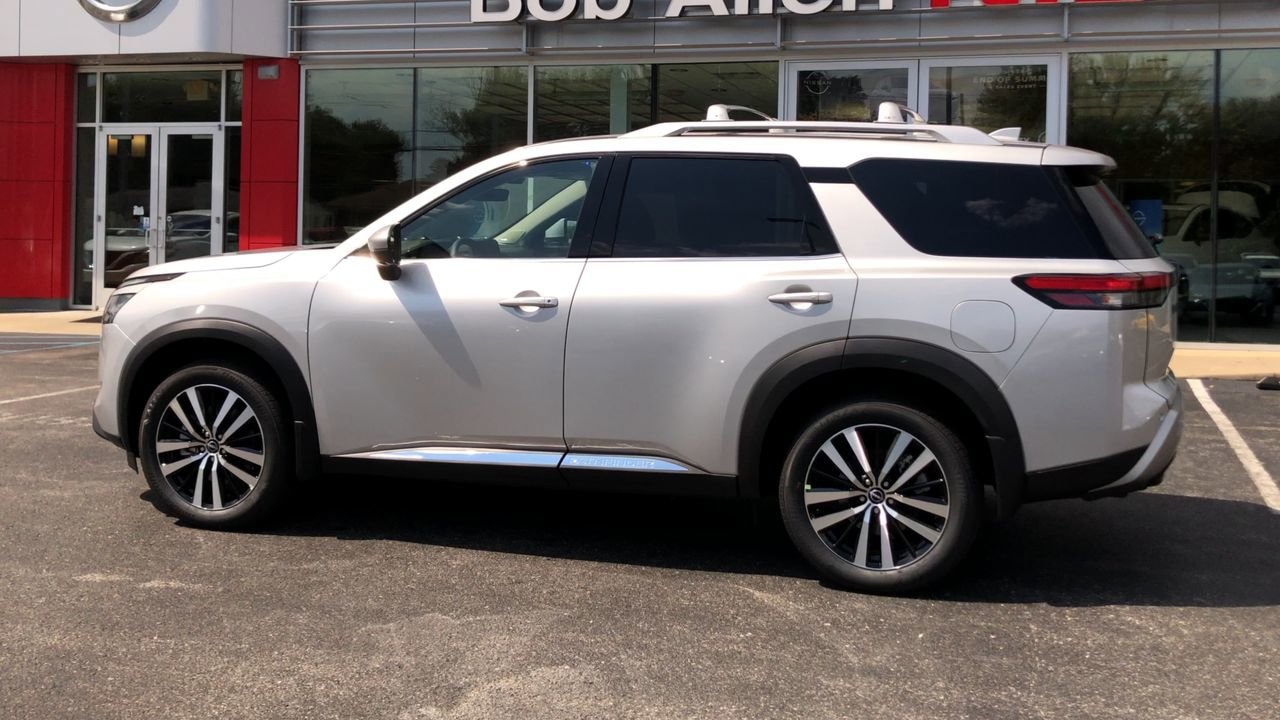 2025 Nissan Pathfinder Photo in Danville, KY 40422
