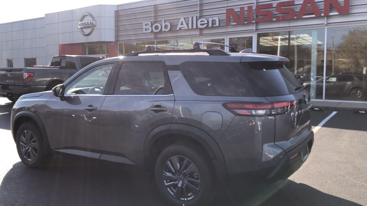 2025 Nissan Pathfinder Photo in Danville, KY 40422