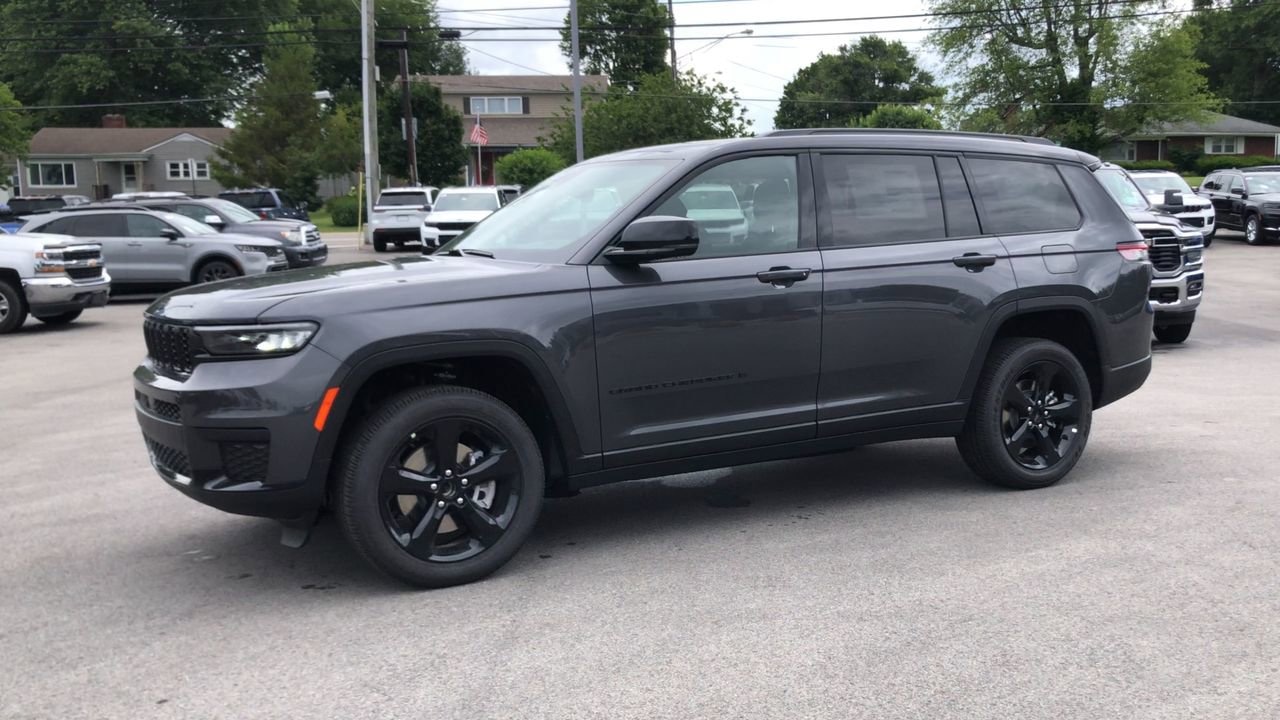 2025 Jeep Grand Cherokee L Photo in Danville, KY 40422-1146