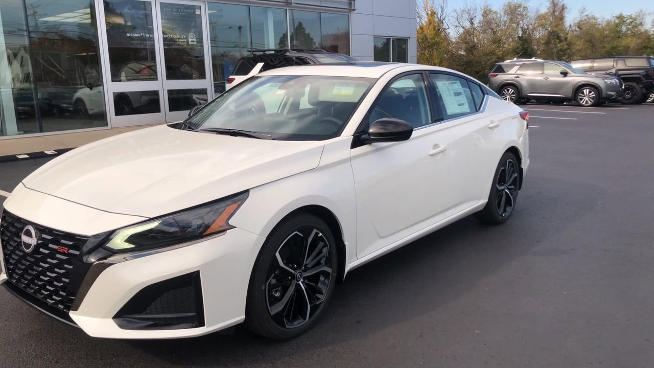 2025 Nissan Altima Photo in Danville, KY 40422