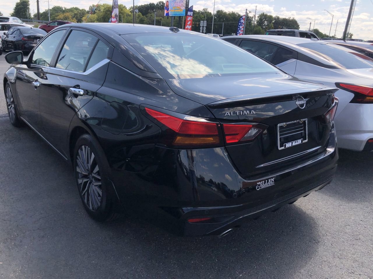 2024 Nissan Altima Photo in Danville, KY 40422