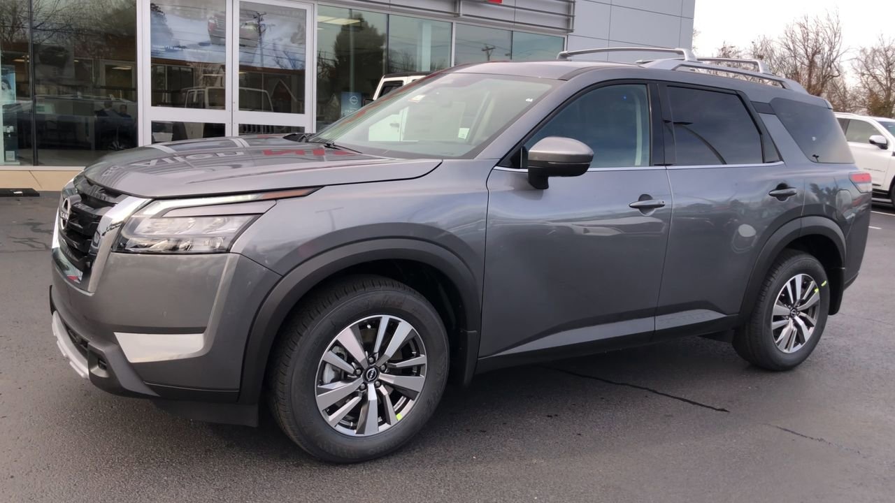 2025 Nissan Pathfinder Photo in Danville, KY 40422