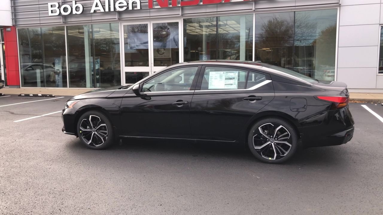 2025 Nissan Altima Photo in Danville, KY 40422