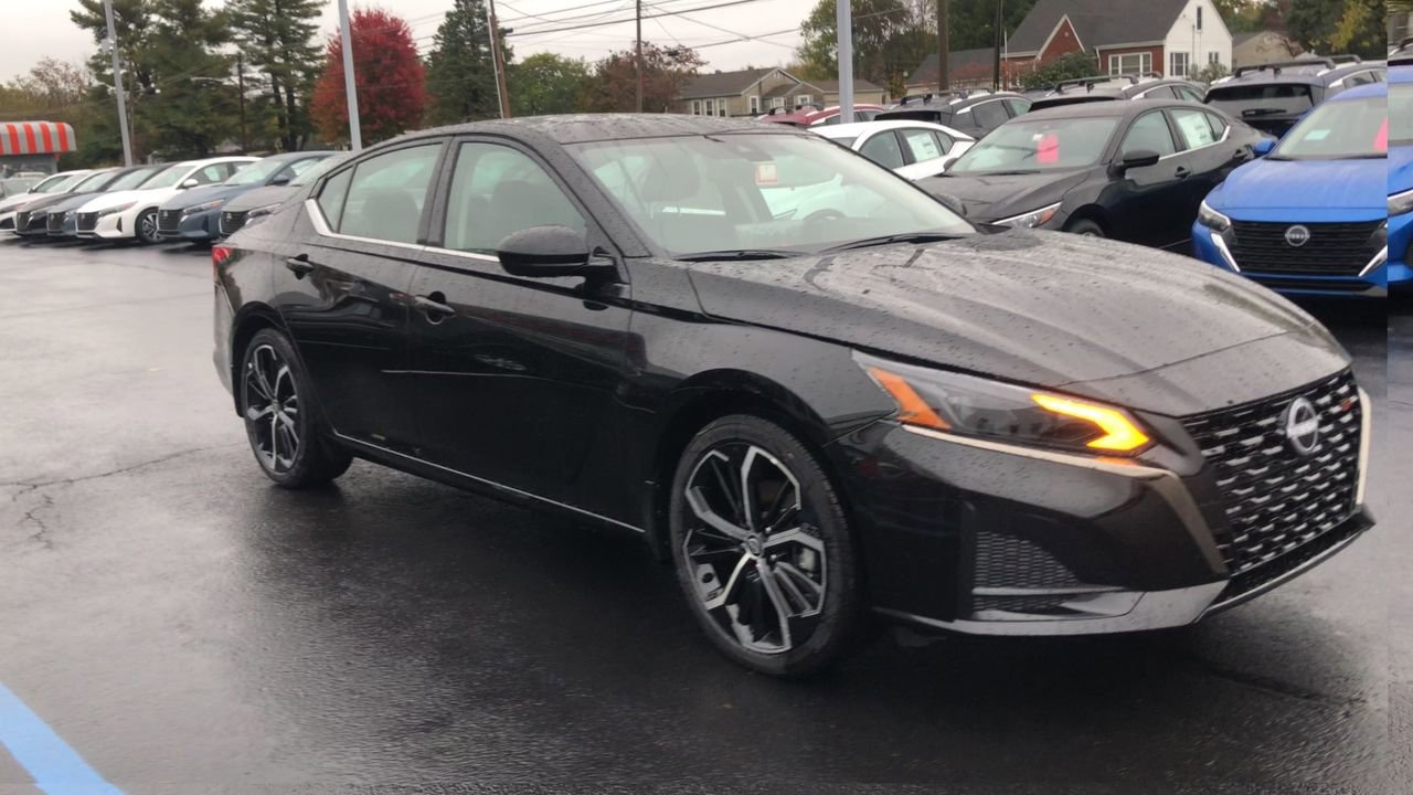 2025 Nissan Altima Photo in Danville, KY 40422