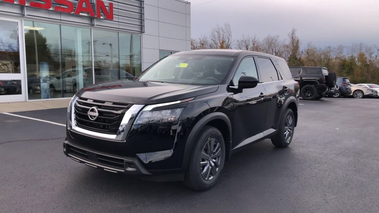 2025 Nissan Pathfinder Photo in Danville, KY 40422