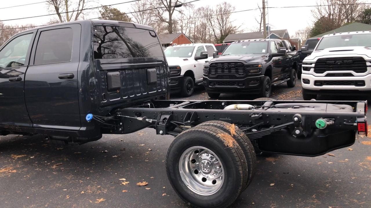 New 2026 Ram 3500 Chassis Cab Tradesman - photo - 4
