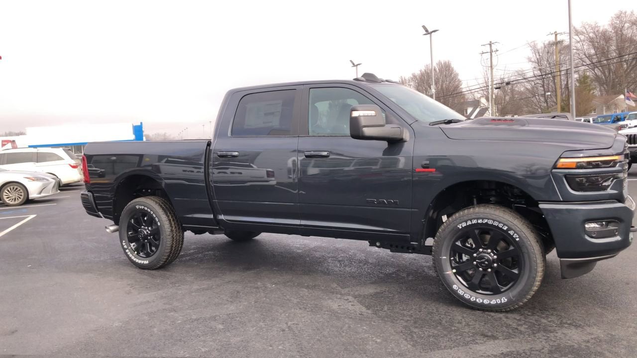 New 2026 Ram 2500 Laramie - photo - 8